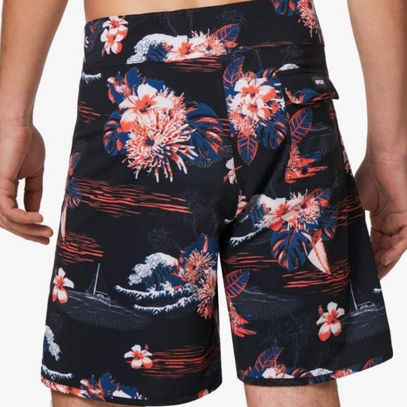 Oakley tropical bloom boardshorts - Picture 2 of 16